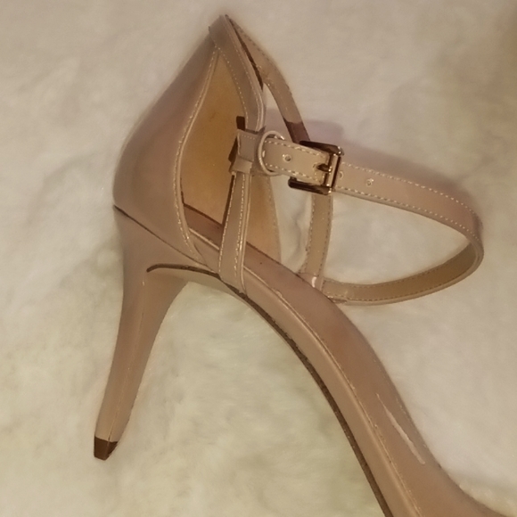 Michael Kors Heels - Picture 3 of 6